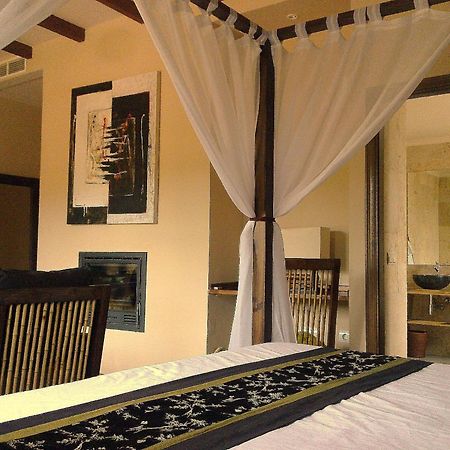 Masia Durba Hotel Castellnovo ภายนอก รูปภาพ