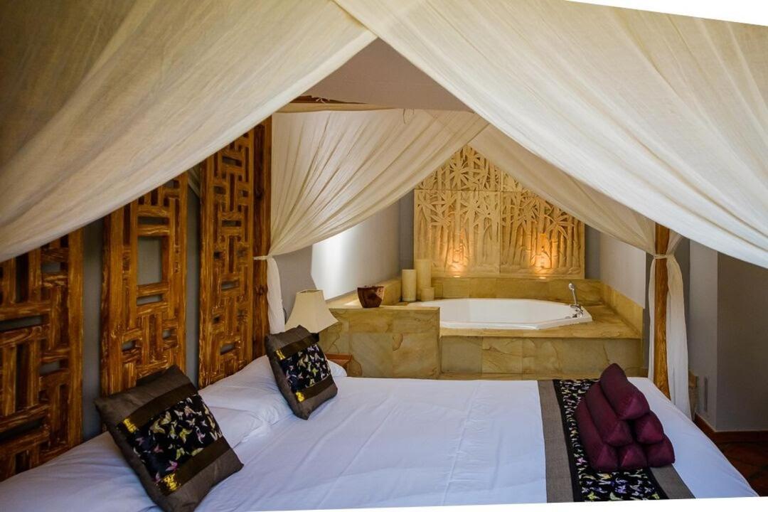 Masia Durba Hotel Castellnovo ภายนอก รูปภาพ
