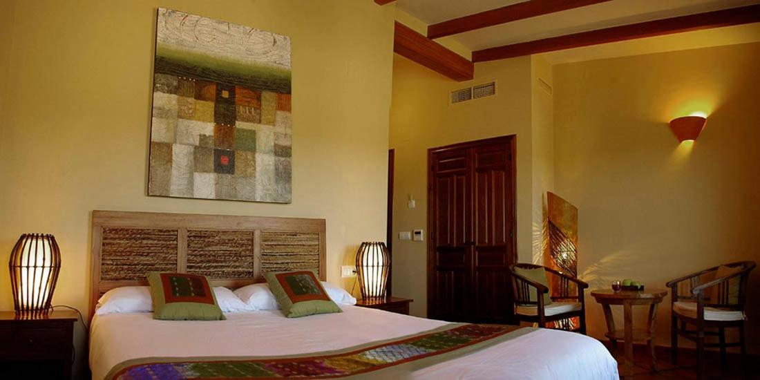 Masia Durba Hotel Castellnovo ภายนอก รูปภาพ