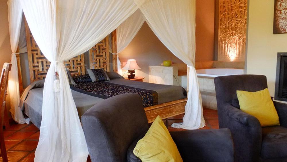 Masia Durba Hotel Castellnovo ภายนอก รูปภาพ