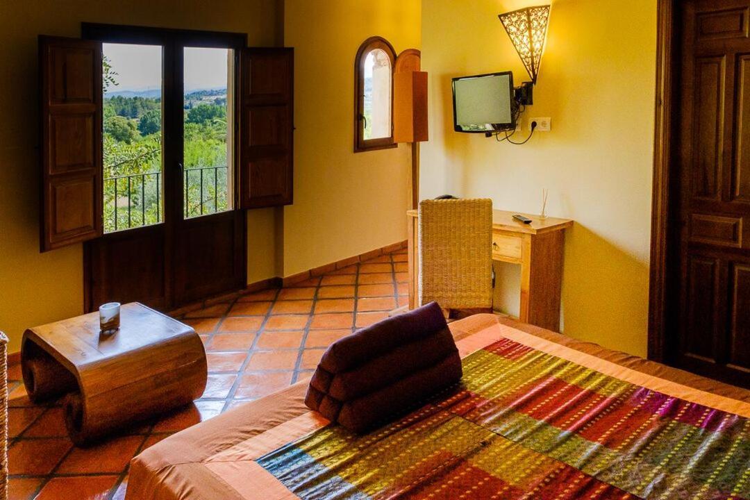Masia Durba Hotel Castellnovo ภายนอก รูปภาพ