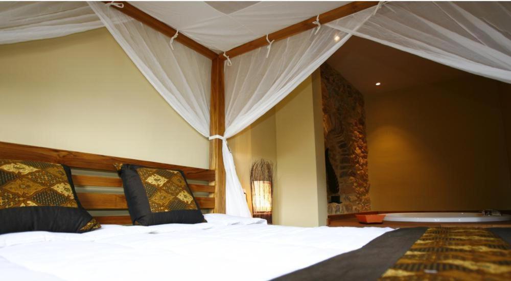 Masia Durba Hotel Castellnovo ภายนอก รูปภาพ