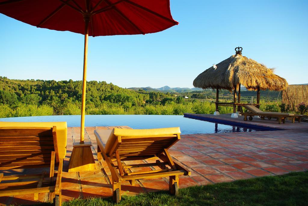 Masia Durba Hotel Castellnovo ภายนอก รูปภาพ